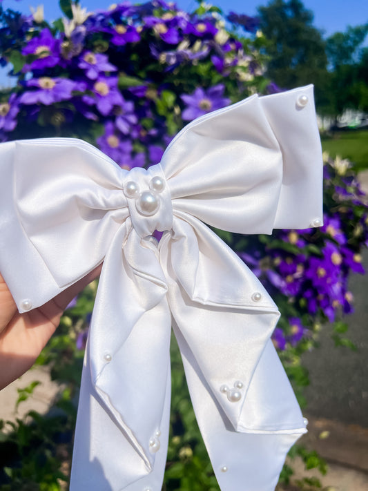 White Enchanting Bow