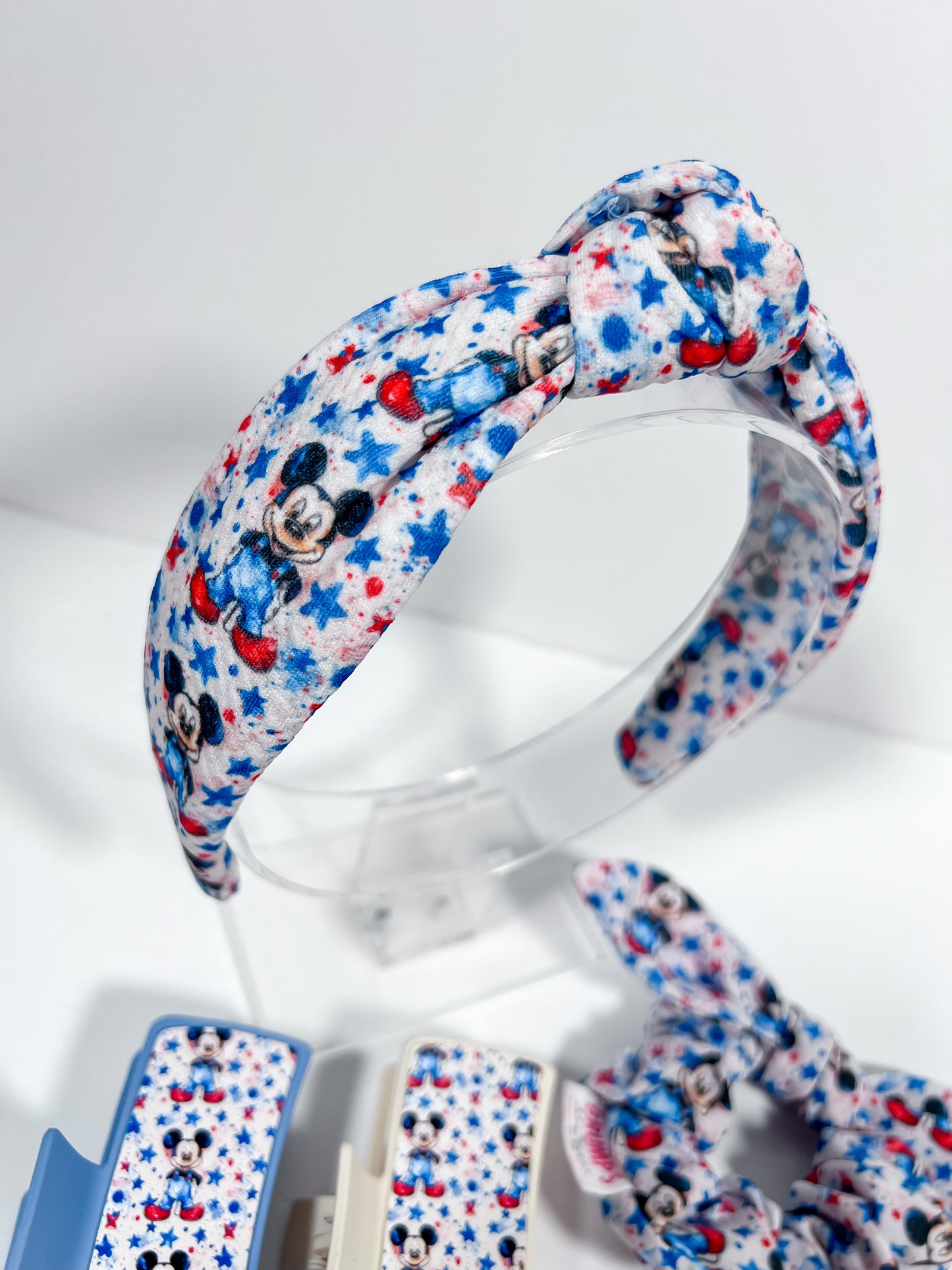 Red white and Mouse