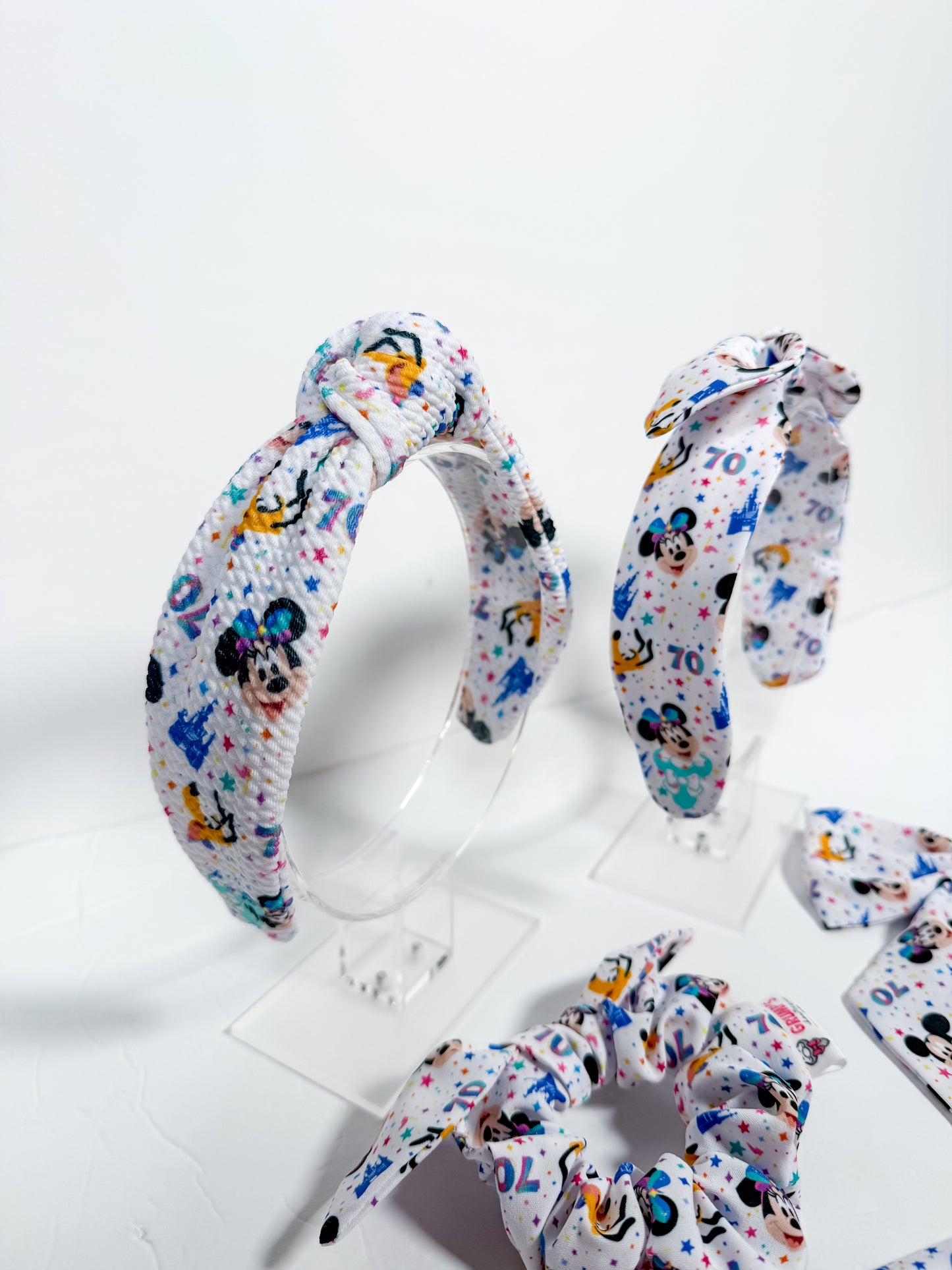 DL 70th WHITE