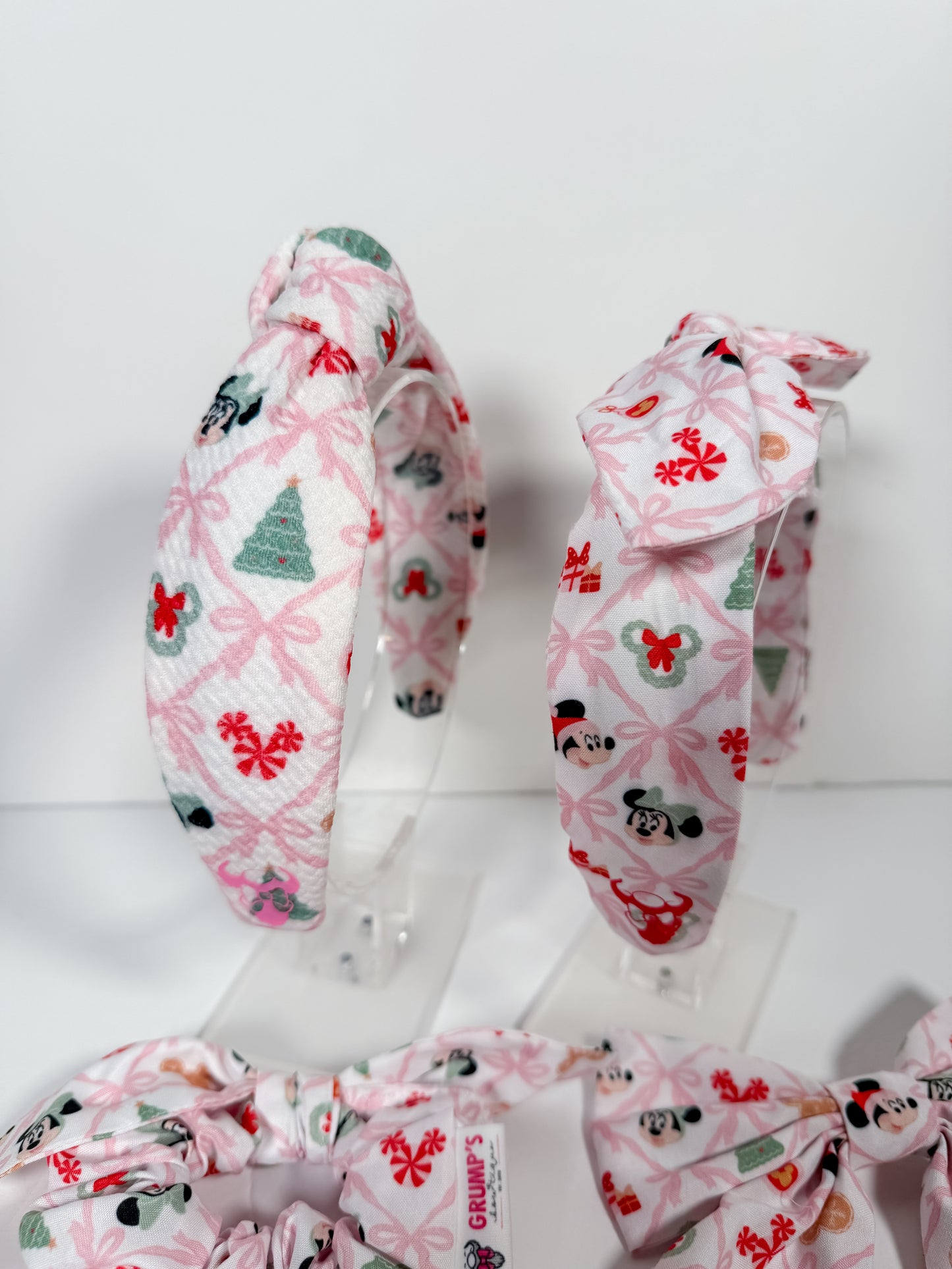 A Magical Christmas (pink)