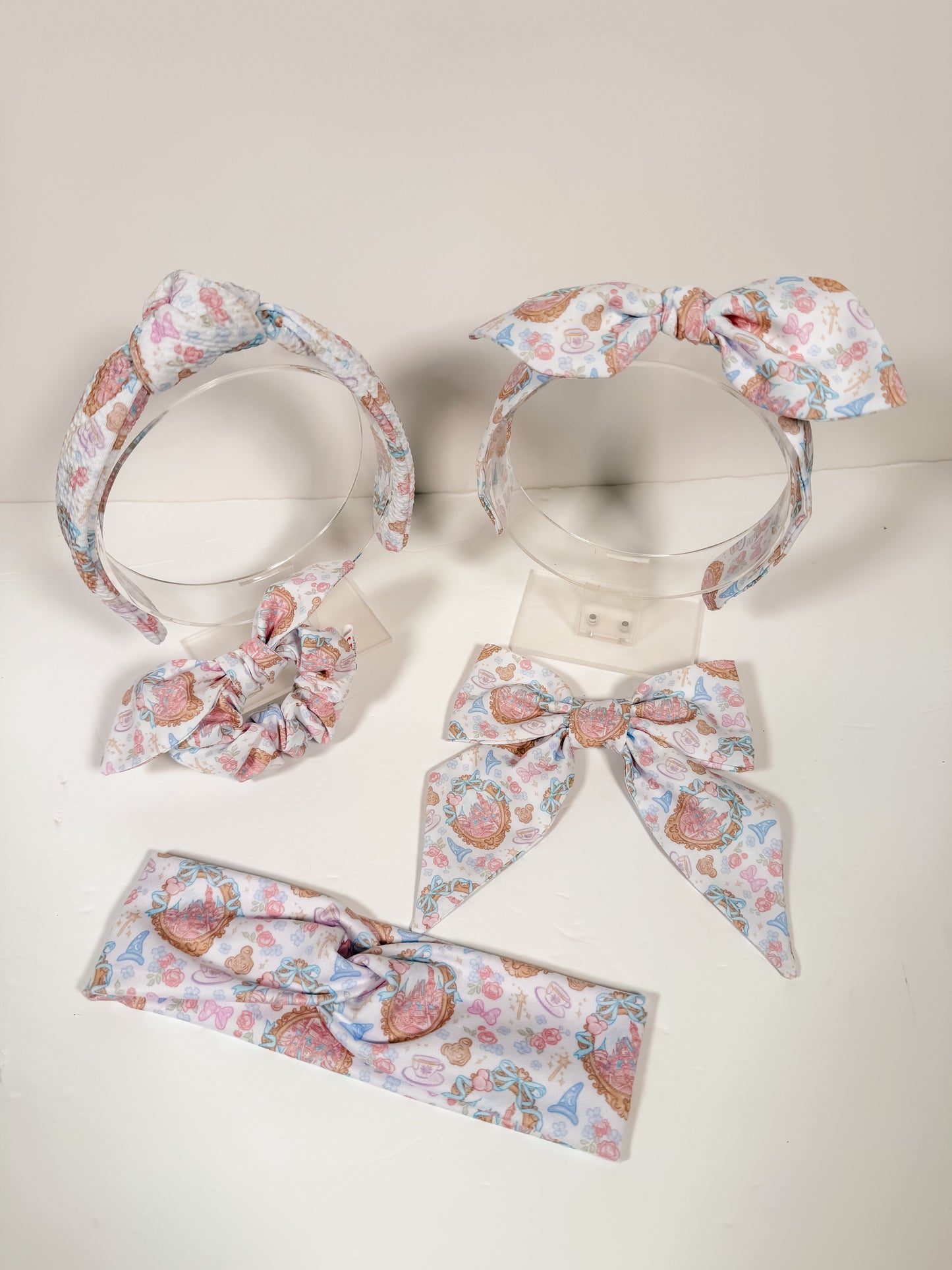 Meet me at the Castle (white)