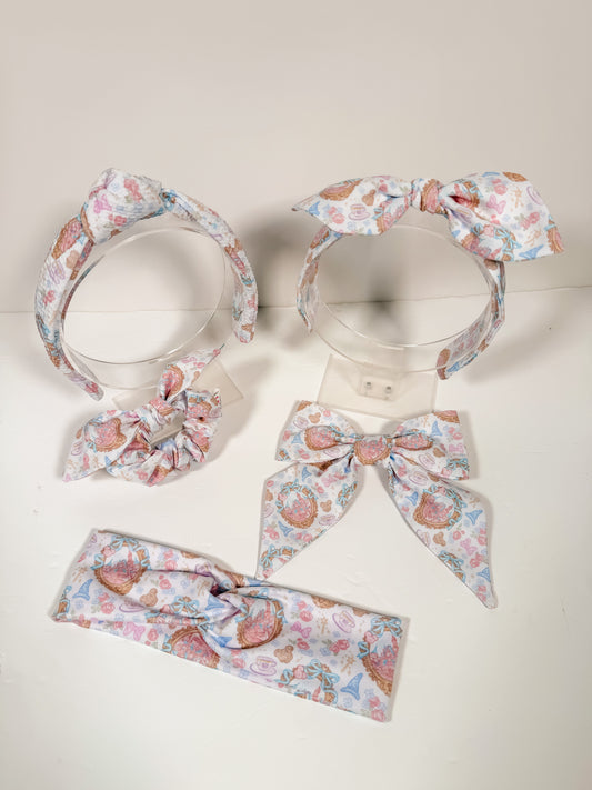 Meet me at the Castle (white)